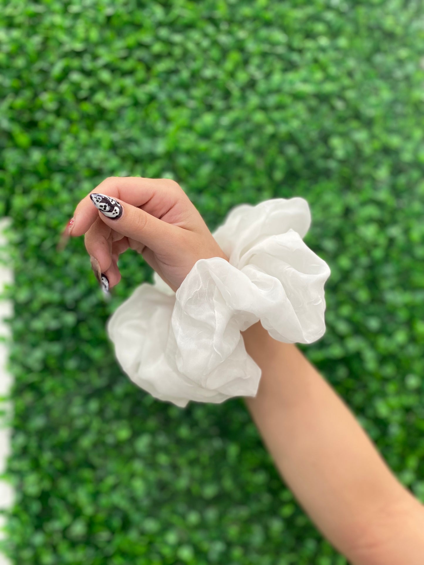 Cloud Nine Oversized Scrunchie (White)