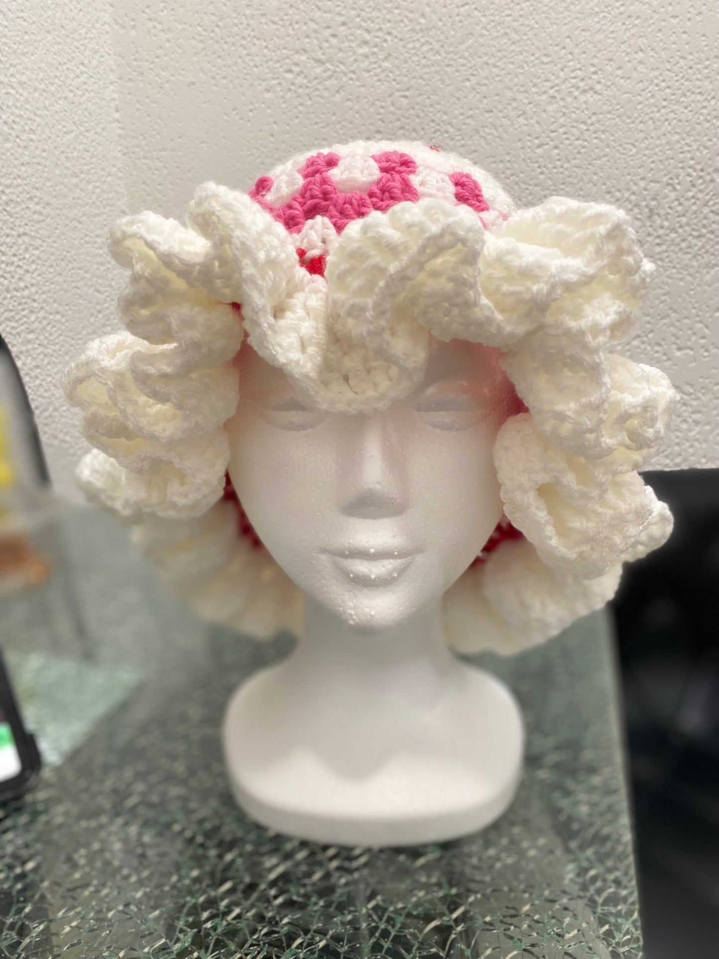 Handmade Fluffy Blossom Crochet Bonnet – Vintage-Inspired Elegance with Ruffled Details