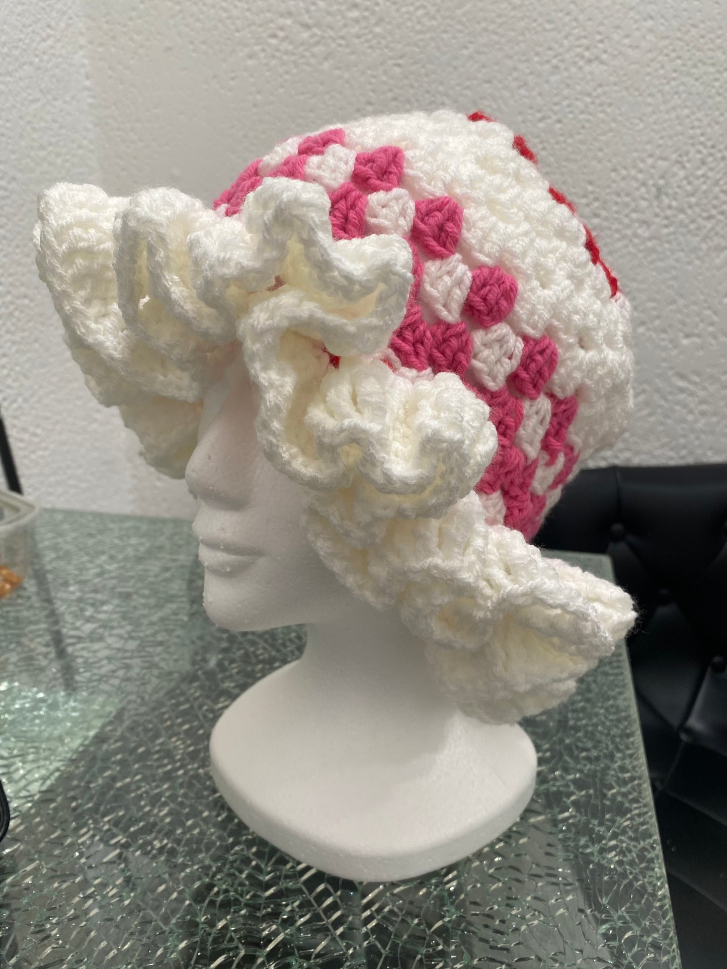 Handmade Fluffy Blossom Crochet Bonnet – Vintage-Inspired Elegance with Ruffled Details